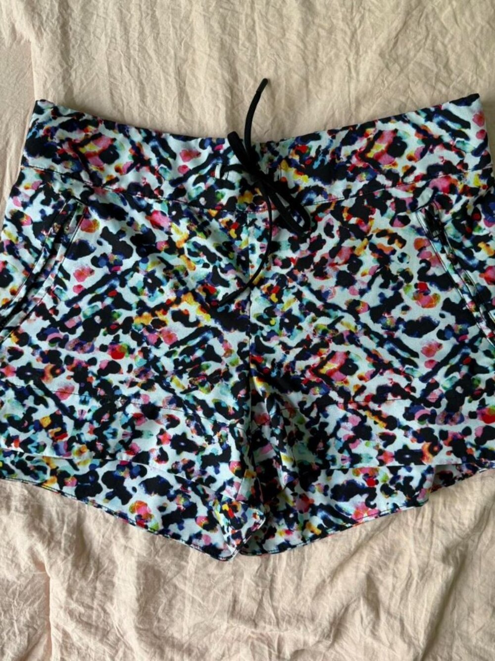Athleta multicolor Watercolor Running Shorts Size 4